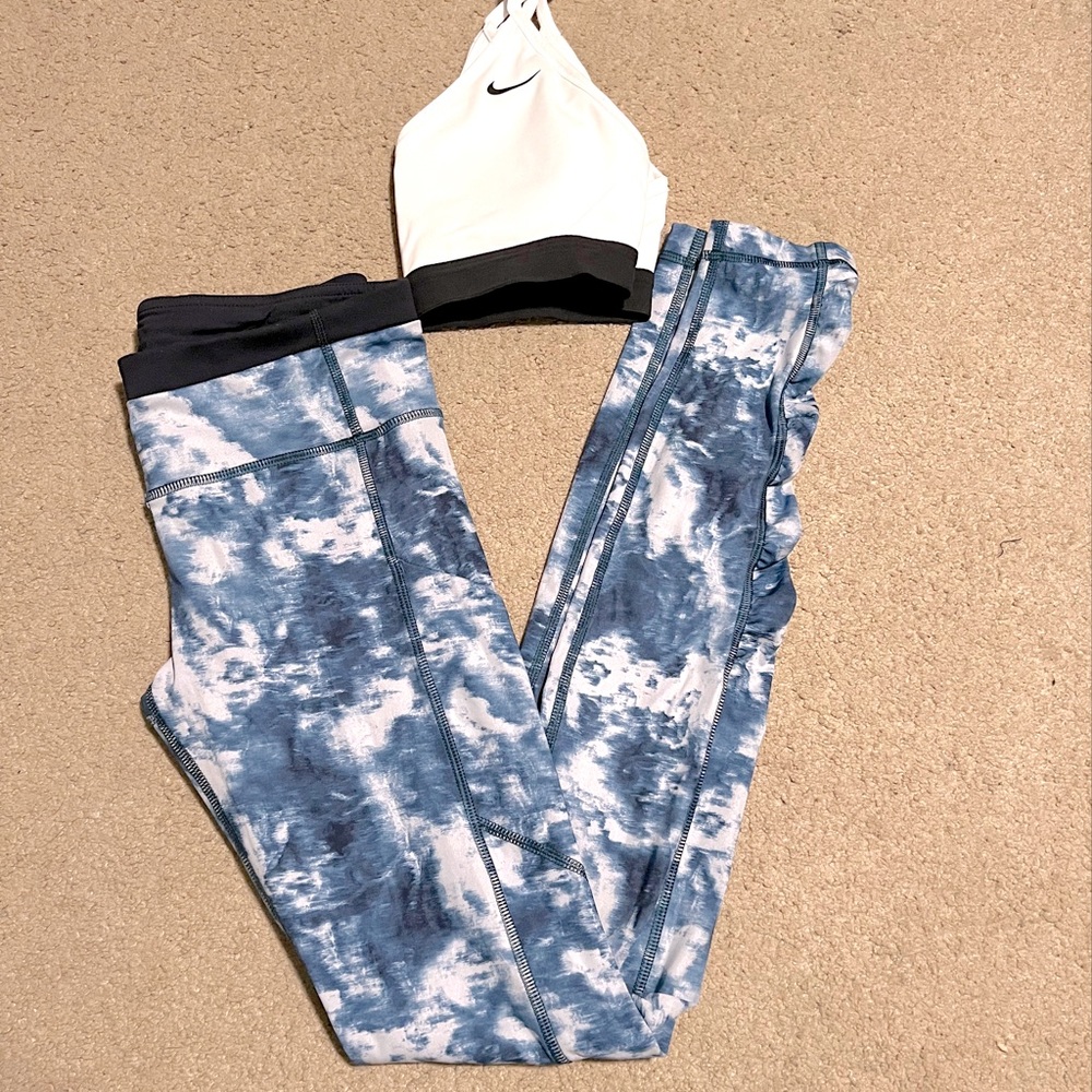 Size 4 Lululemon Cloud Pattern Running Leggings - image 1